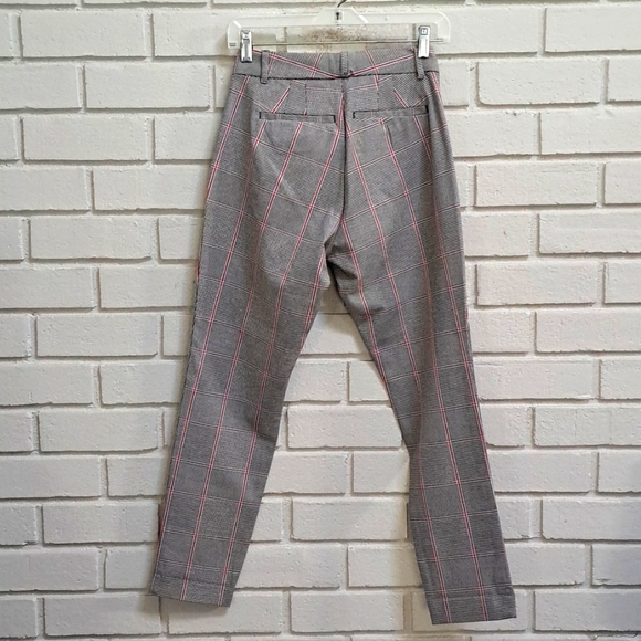 Curvy Signature Skinny Ankle Black/Red W/Pockets Pants. Size 4 NWOT - Picture 7 of 13